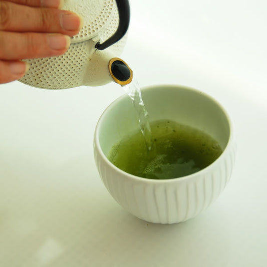 How much caffeine is in green tea & matcha?